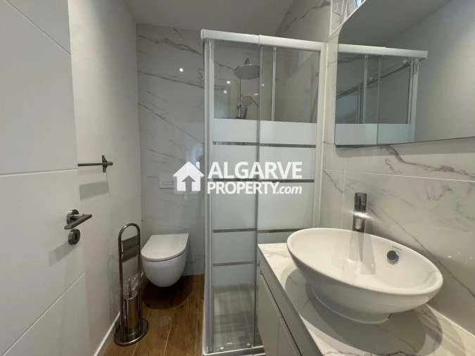 Apartamento T6 para Venda em Albufeira e Olhos de Água Foto 20