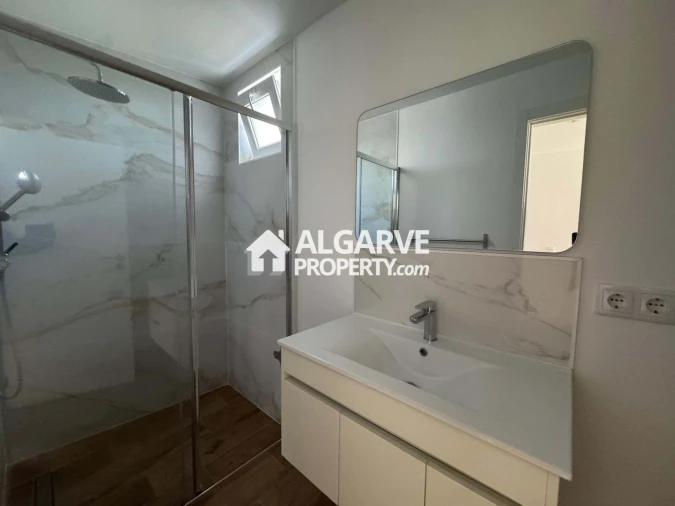 Apartamento T6 para Venda em Albufeira e Olhos de Água Foto 14