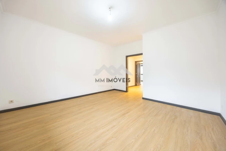 Apartamento T3 para Venda em Rio Tinto Foto 7