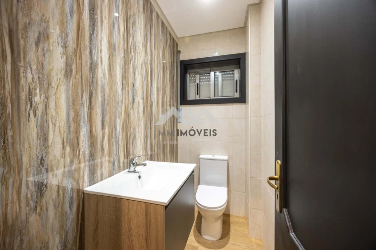 Apartamento T3 para Venda em Rio Tinto Foto 19