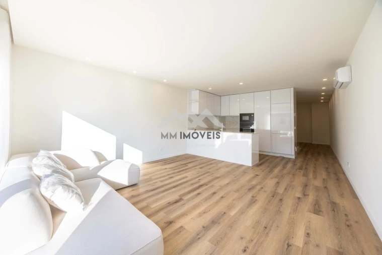 Moradia T4 para Venda em Matosinhos e Leça da Palmeira Foto 19