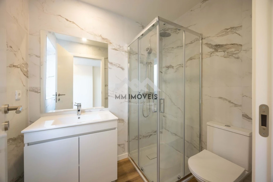 Moradia T4 para Venda em Matosinhos e Leça da Palmeira Foto 10