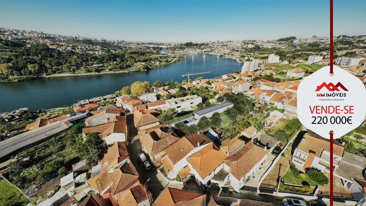 Terreno para Venda em Gondomar (São Cosme), Valbom e Jovim Foto 1