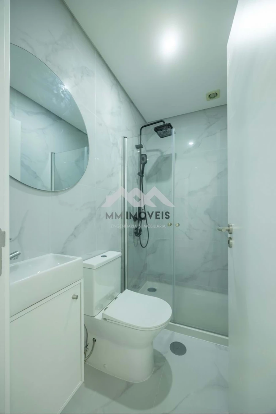 Apartamento T4 para Venda em Santa Marinha Foto 12