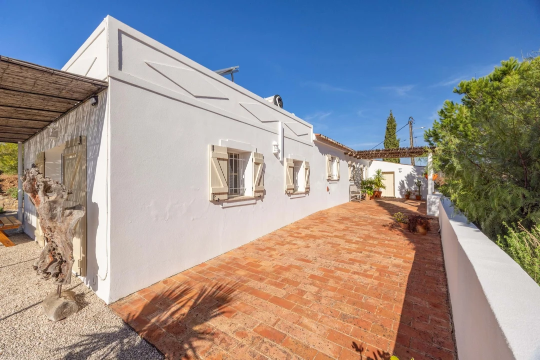 Quinta T3 para Venda em Santa Catarina da Fonte do Bispo Foto 30