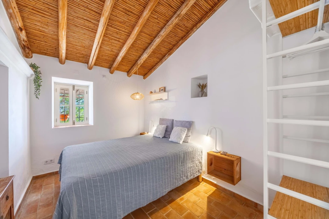 Quinta T3 para Venda em Santa Catarina da Fonte do Bispo Foto 17