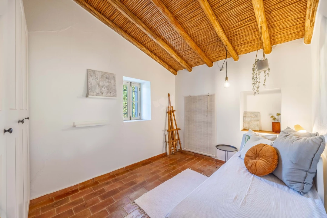 Quinta T3 para Venda em Santa Catarina da Fonte do Bispo Foto 23