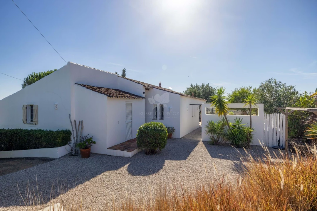 Quinta T3 para Venda em Santa Catarina da Fonte do Bispo Foto 32