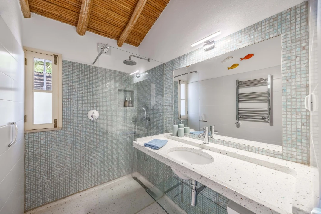 Quinta T3 para Venda em Santa Catarina da Fonte do Bispo Foto 24