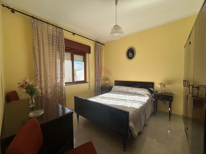 Moradia T5 para Venda em Altura Foto 3