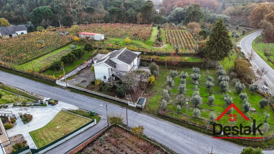 Quinta T3 para Venda em Parada de Gonta Foto 2