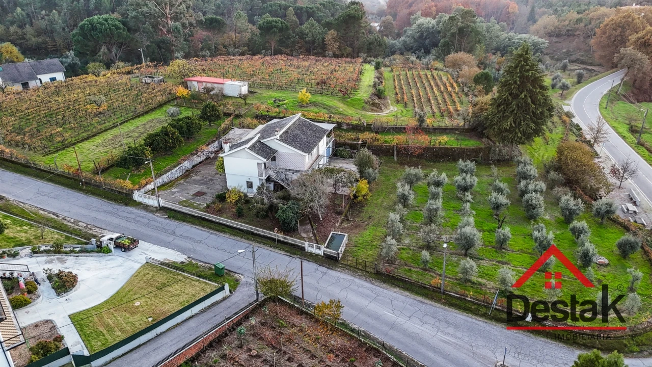 Quinta T3 para Venda em Parada de Gonta Foto 2