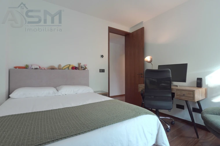 Apartamento T3 para Venda em Santo António Foto 17