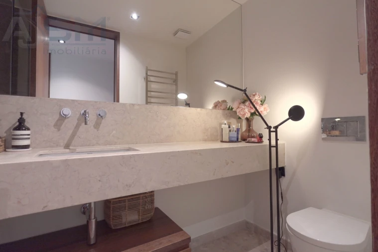 Apartamento T3 para Venda em Santo António Foto 23