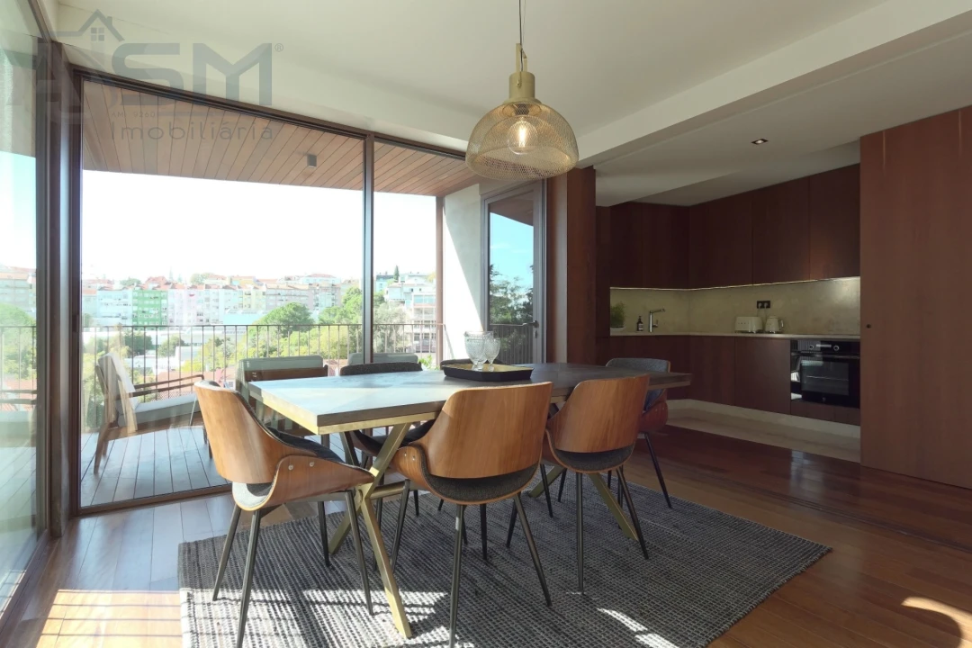 Apartamento T3 para Venda em Santo António Foto 2