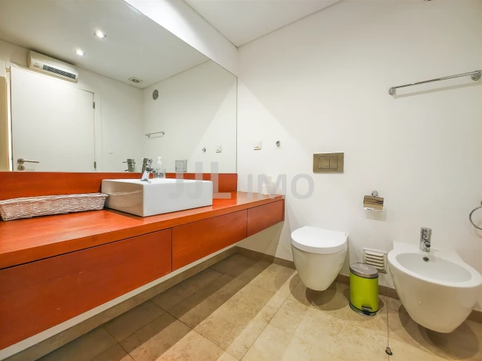 Apartamento T1 para Arrendamento em Algés, Linda-A-Velha e Cruz Quebrada-Dafundo Foto 10