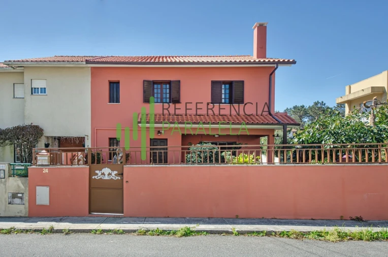 Moradia T3 para Venda em Vila Nova de Anha Foto 2