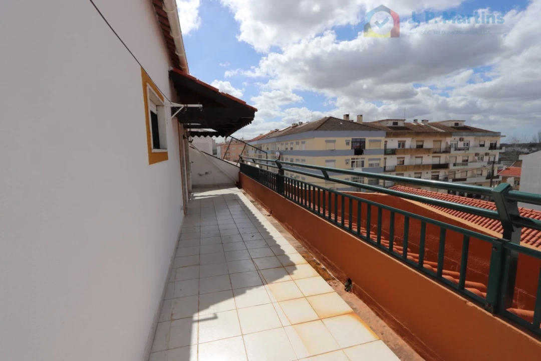 Apartamento T3 para Venda em Pinhal Novo Foto 1