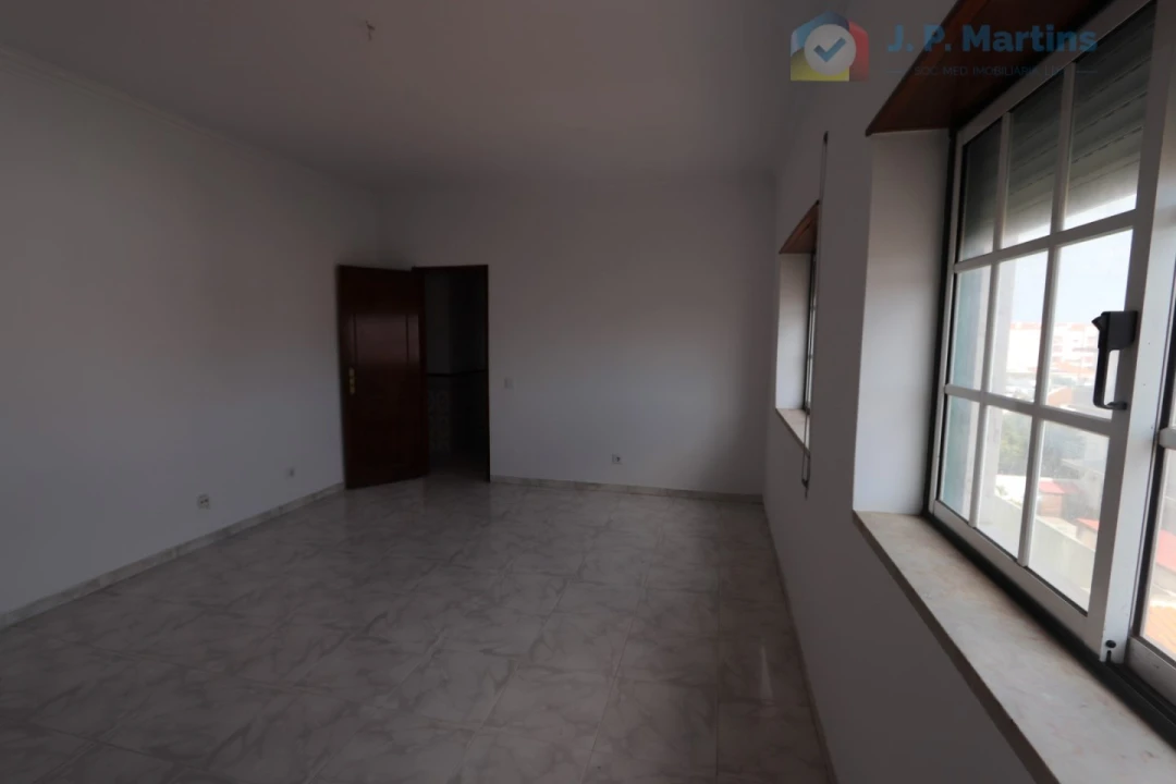 Apartamento T3 para Venda em Pinhal Novo Foto 9