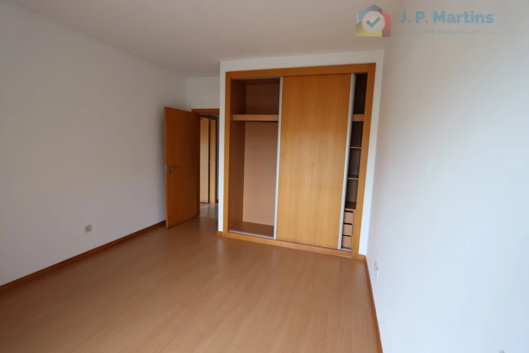 Apartamento T4 para Venda em Pinhal Novo Foto 10