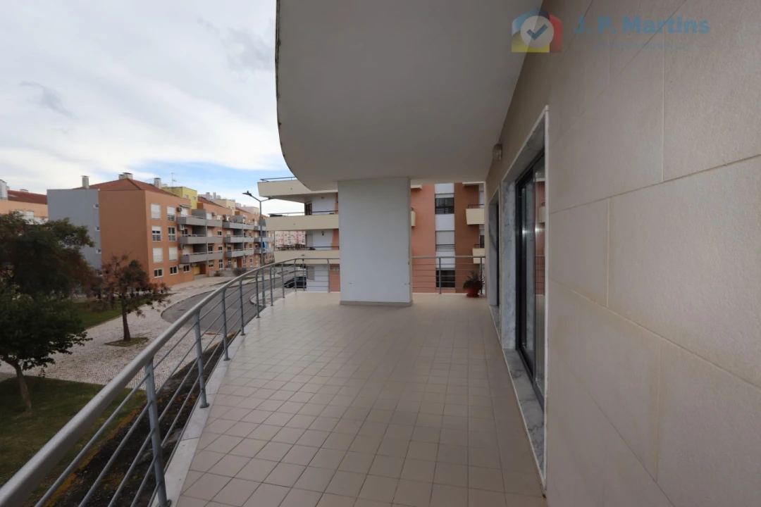 Apartamento T4 para Venda em Pinhal Novo Foto 19