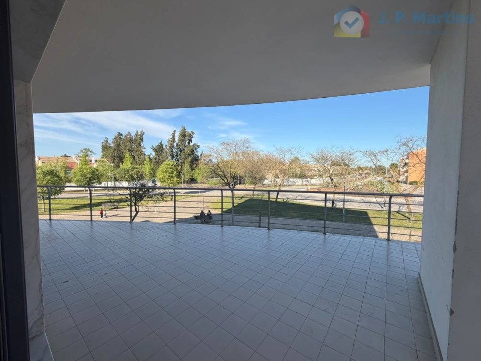 Apartamento T4 para Venda em Pinhal Novo Foto 7