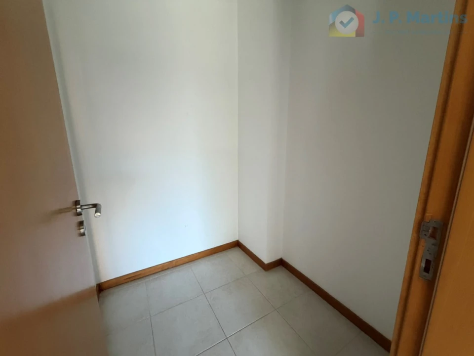 Apartamento T4 para Venda em Pinhal Novo Foto 11