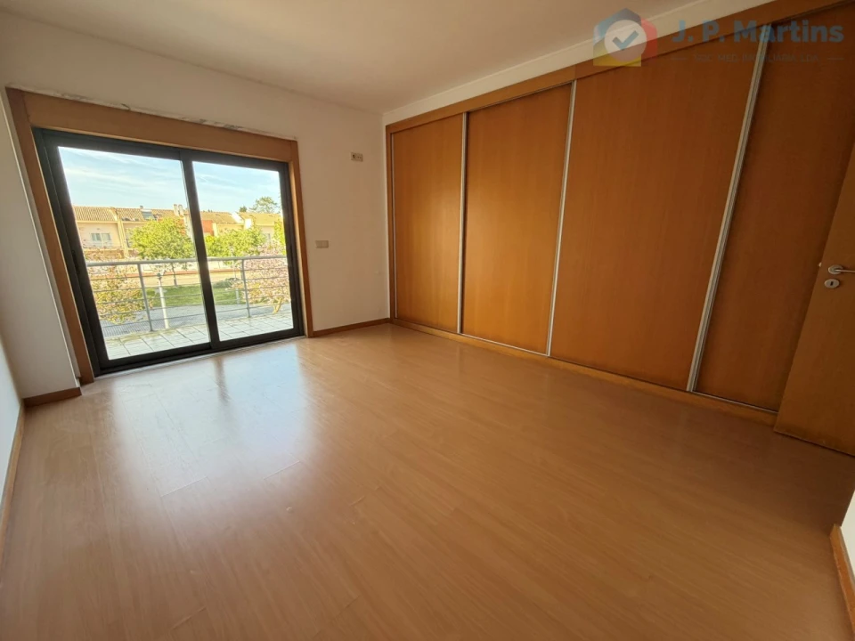 Apartamento T4 para Venda em Pinhal Novo Foto 15