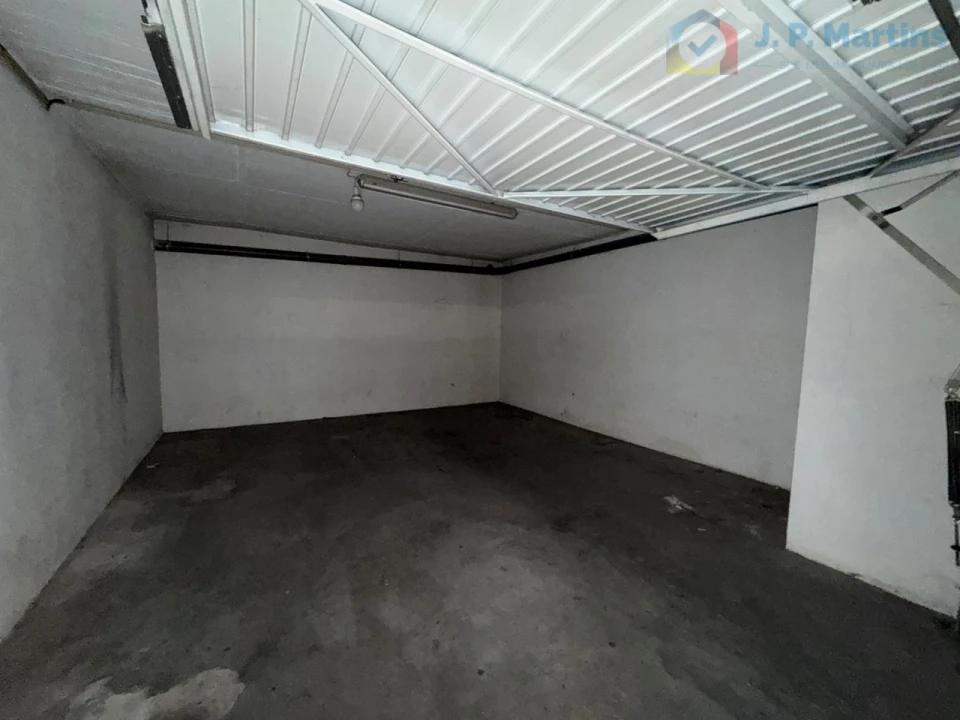 Apartamento T4 para Venda em Pinhal Novo Foto 31