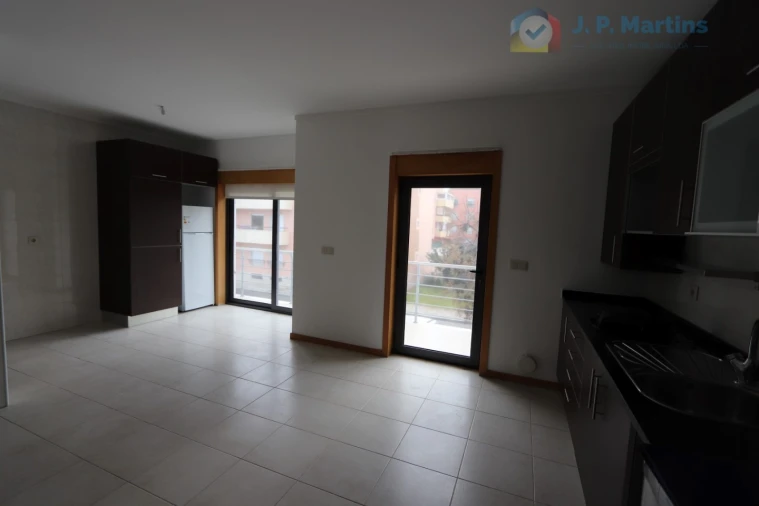 Apartamento T4 para Venda em Pinhal Novo Foto 3