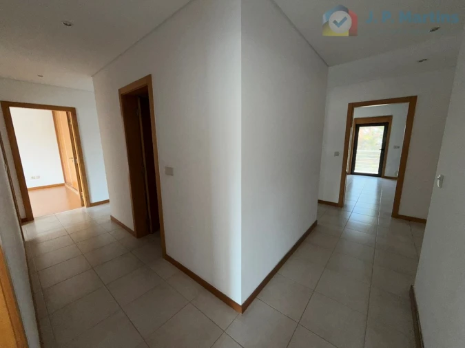 Apartamento T4 para Venda em Pinhal Novo Foto 9