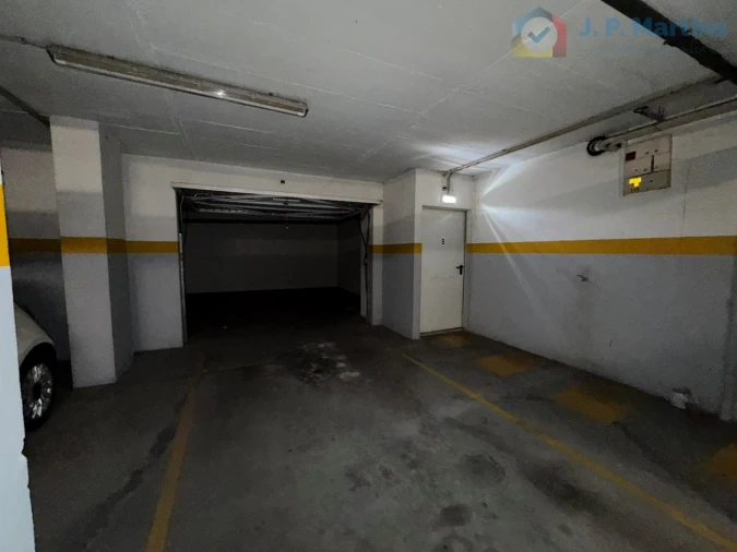 Apartamento T4 para Venda em Pinhal Novo Foto 32