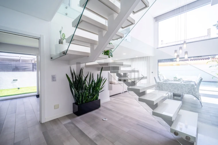 Moradia T4 para Venda em Charneca de Caparica e Sobreda Foto 24