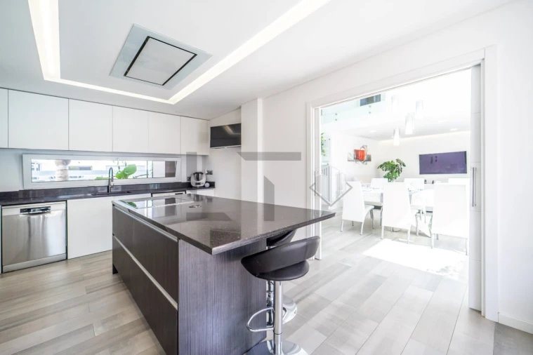 Moradia T4 para Venda em Charneca de Caparica e Sobreda Foto 31