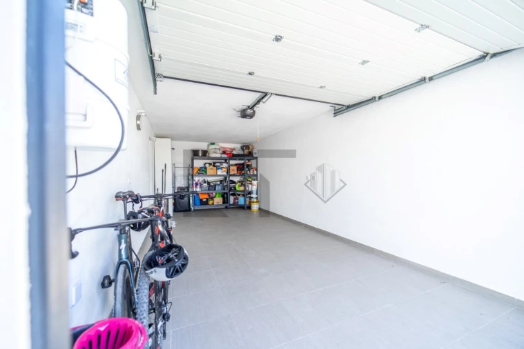 Moradia T4 para Venda em Charneca de Caparica e Sobreda Foto 49