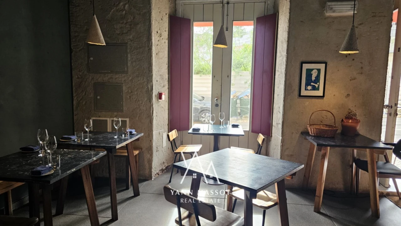 Loja para Trespasse em São Vicente Foto 2