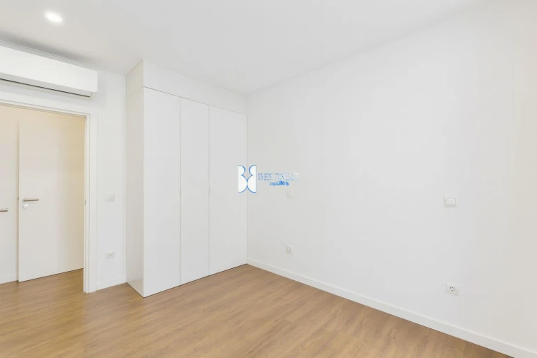 Apartamento T3 para Venda em Fermentões Foto 11