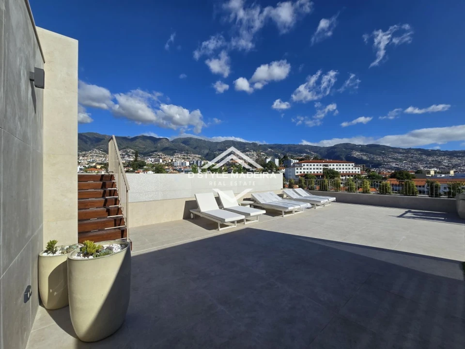 Apartamento T3 para Venda em São Martinho Foto 29