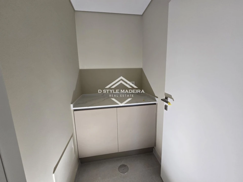 Apartamento T3 para Venda em São Martinho Foto 10