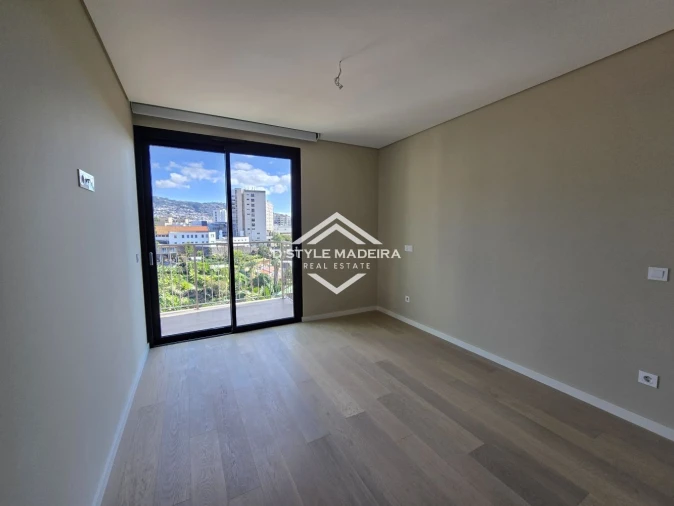 Apartamento T3 para Venda em São Martinho Foto 11