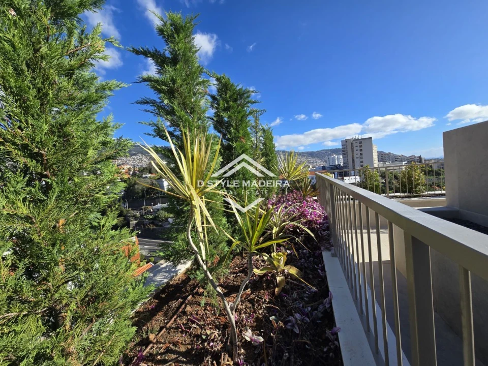 Apartamento T3 para Venda em São Martinho Foto 61