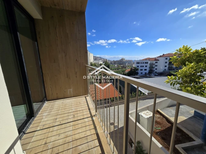 Apartamento T3 para Venda em São Martinho Foto 17