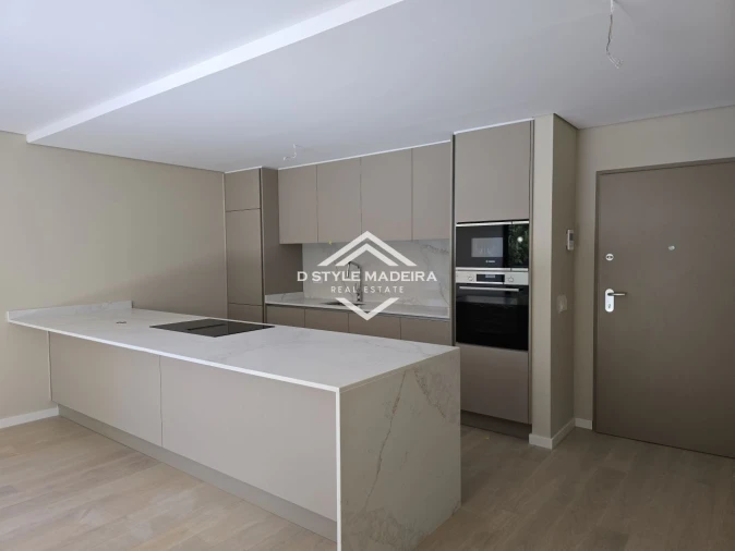 Apartamento T3 para Venda em São Martinho Foto 10