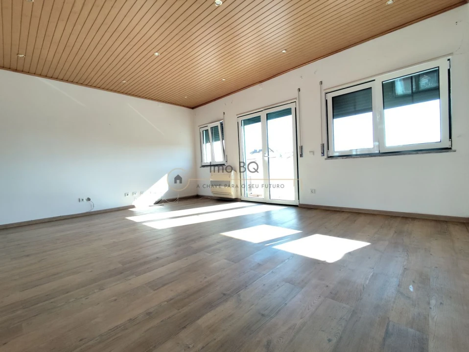 Moradia T3 para Arrendamento em Alcochete Foto 28