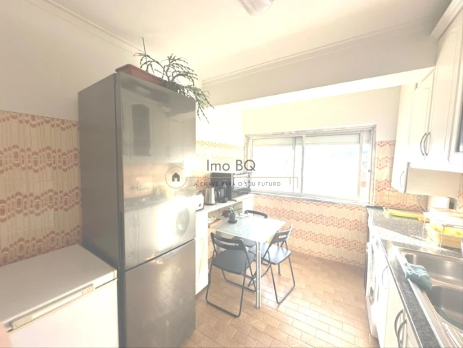 Apartamento T2 para Venda em Agualva e Mira-Sintra Foto 5