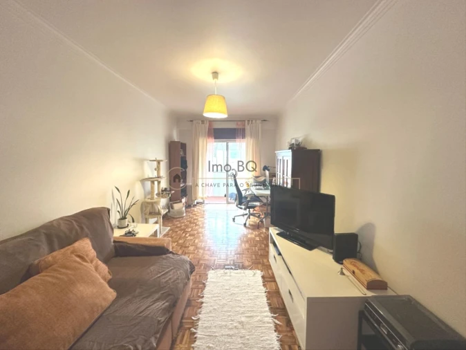 Apartamento T2 para Venda em Agualva e Mira-Sintra Foto 9