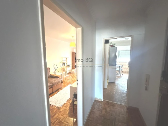 Apartamento T2 para Venda em Agualva e Mira-Sintra Foto 7