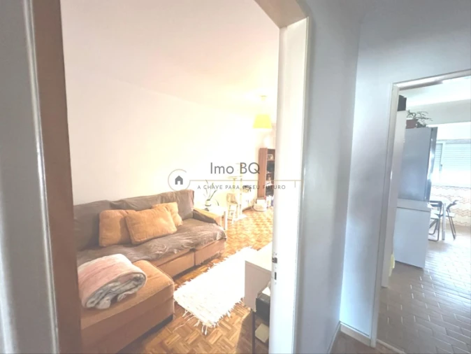 Apartamento T2 para Venda em Agualva e Mira-Sintra Foto 6