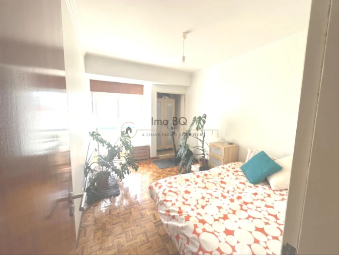 Apartamento T2 para Venda em Agualva e Mira-Sintra Foto 30