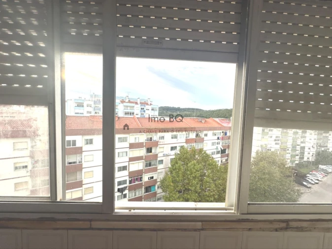 Apartamento T2 para Venda em Agualva e Mira-Sintra Foto 18